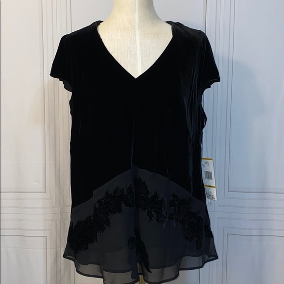 Jones New York Tops - Jones New York Velvet Top